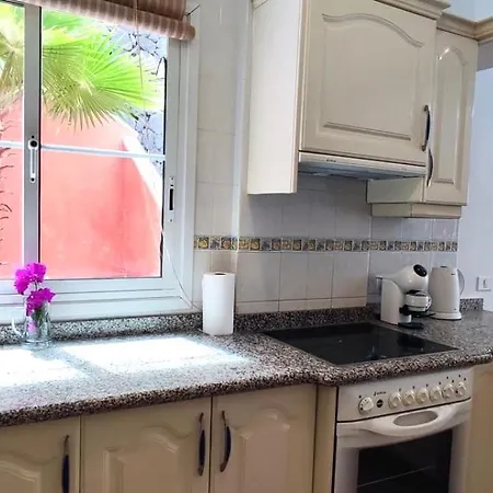 Апартаменты Granada Sunrise Лос Кристианос